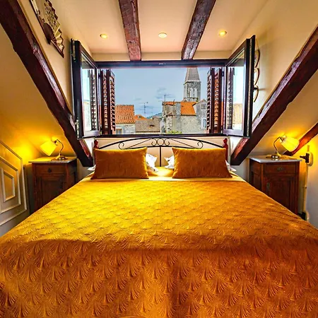 Old Town Stars With Free Parking Affittacamere 4*