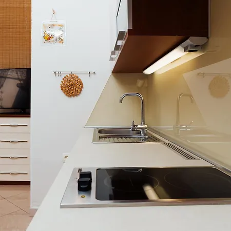 Old Town Stars With Free Parking 4*