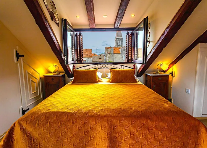 Old Town Stars With Free Parking Konukevi 4*