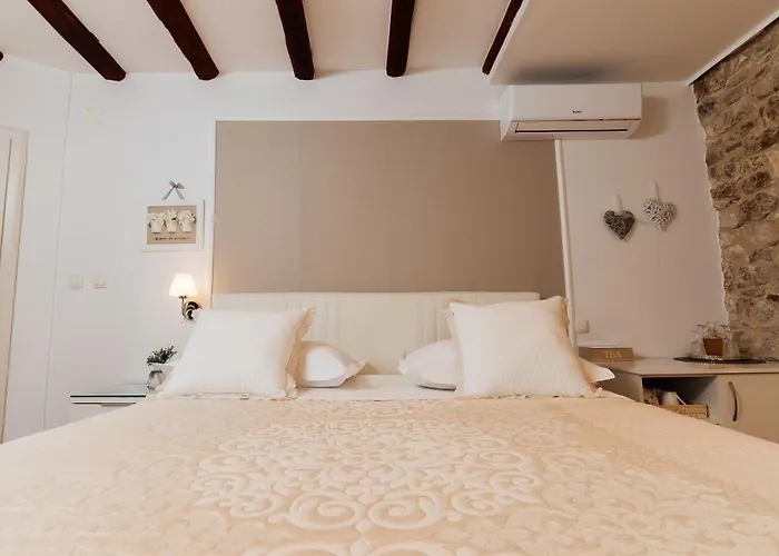 Konukevi Old Town Stars With Free Parking