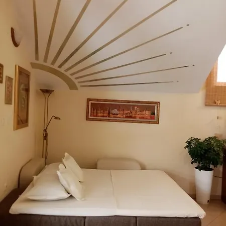 Penzion & Stars Free Parking 4*