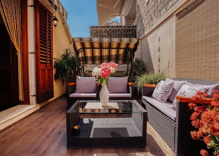 招待所 Old Town Stars With Free Parking 4*