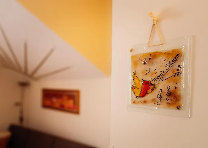 Old Town Stars With Free Parking 招待所 特罗吉尔