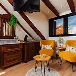 Guest house Old Town Stars With Free Parking Trogir