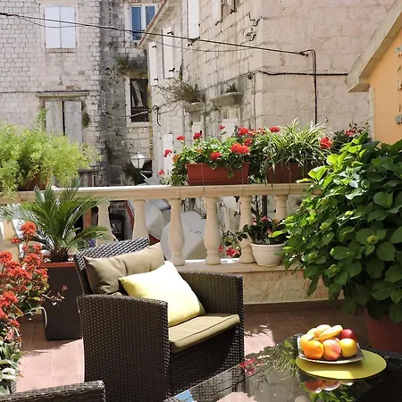 Pensjonat & Stars Free Parking Trogir